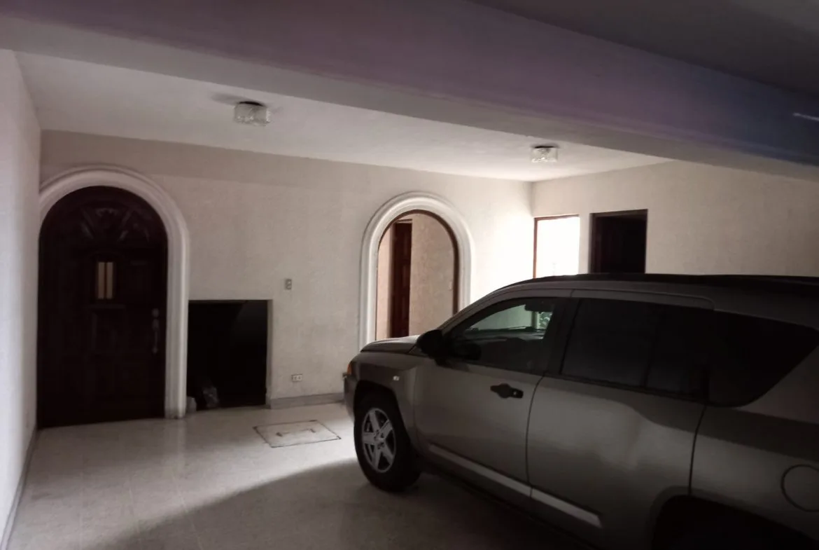 Casa en Venta Valle del Sol zona 4 Mixco - Image 4