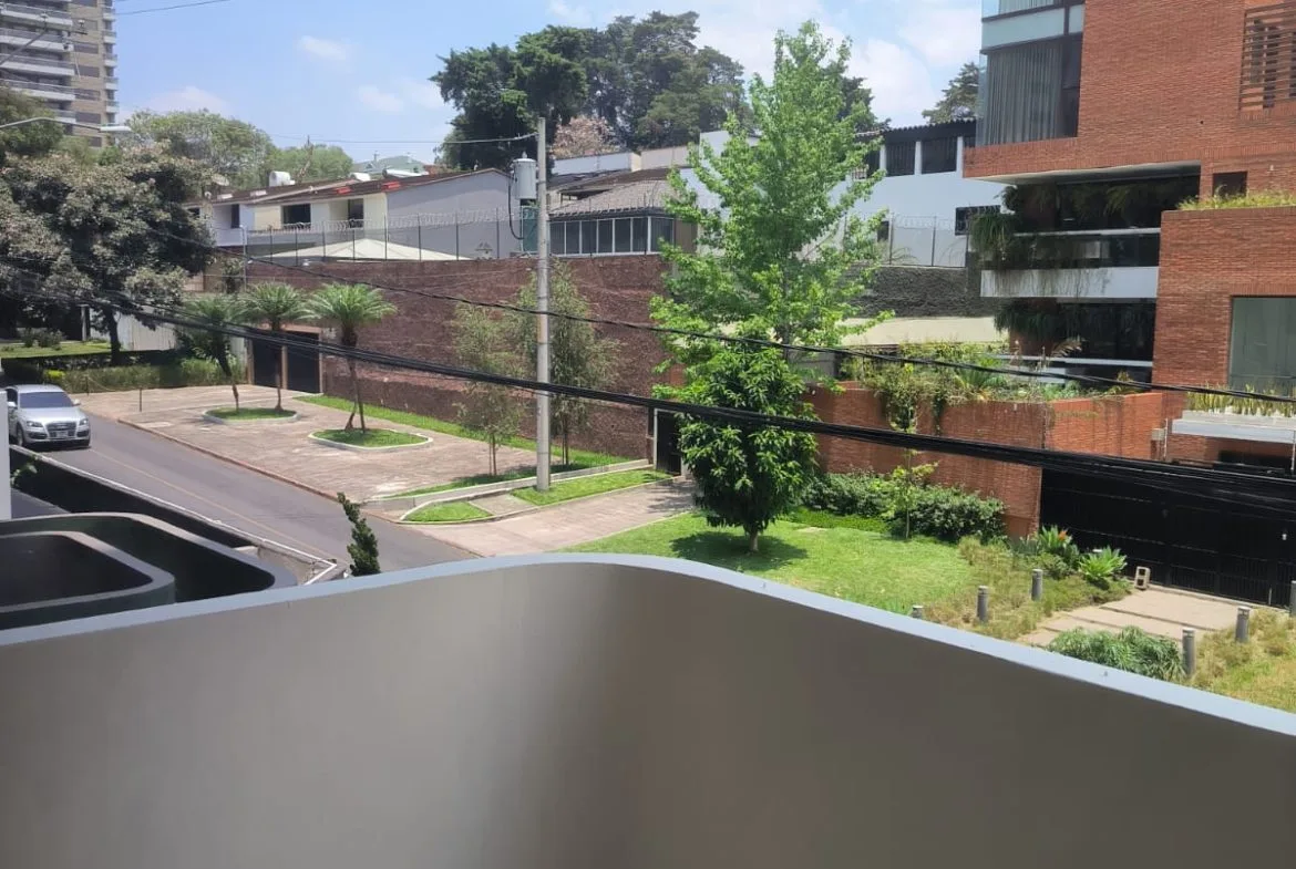 Apartamento en Renta o Venta Zona 14