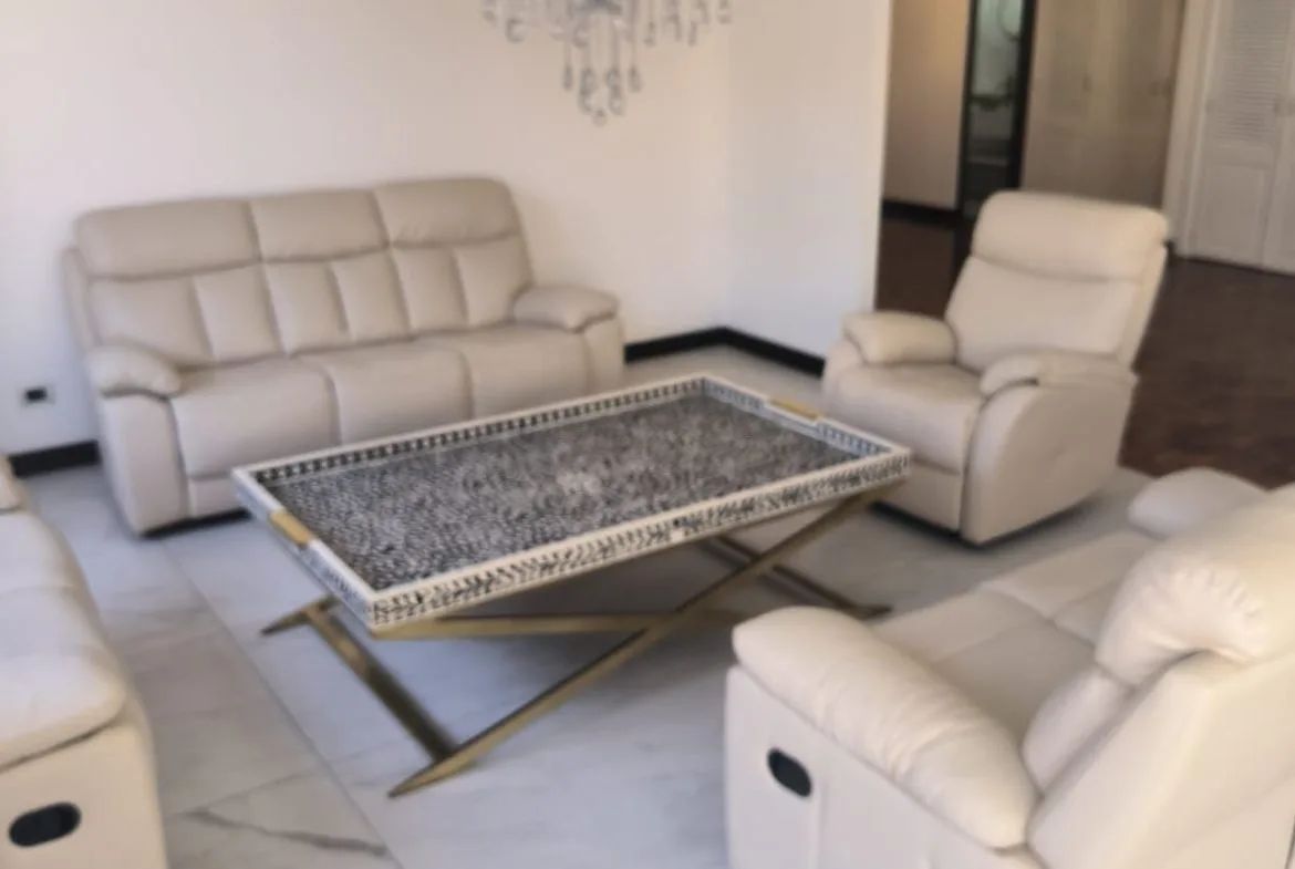 Apartamento en Venta Zona 14 - Image 1