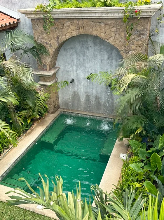 VENDO CASA EN ANTIGUA GUATEMALA - Image 2