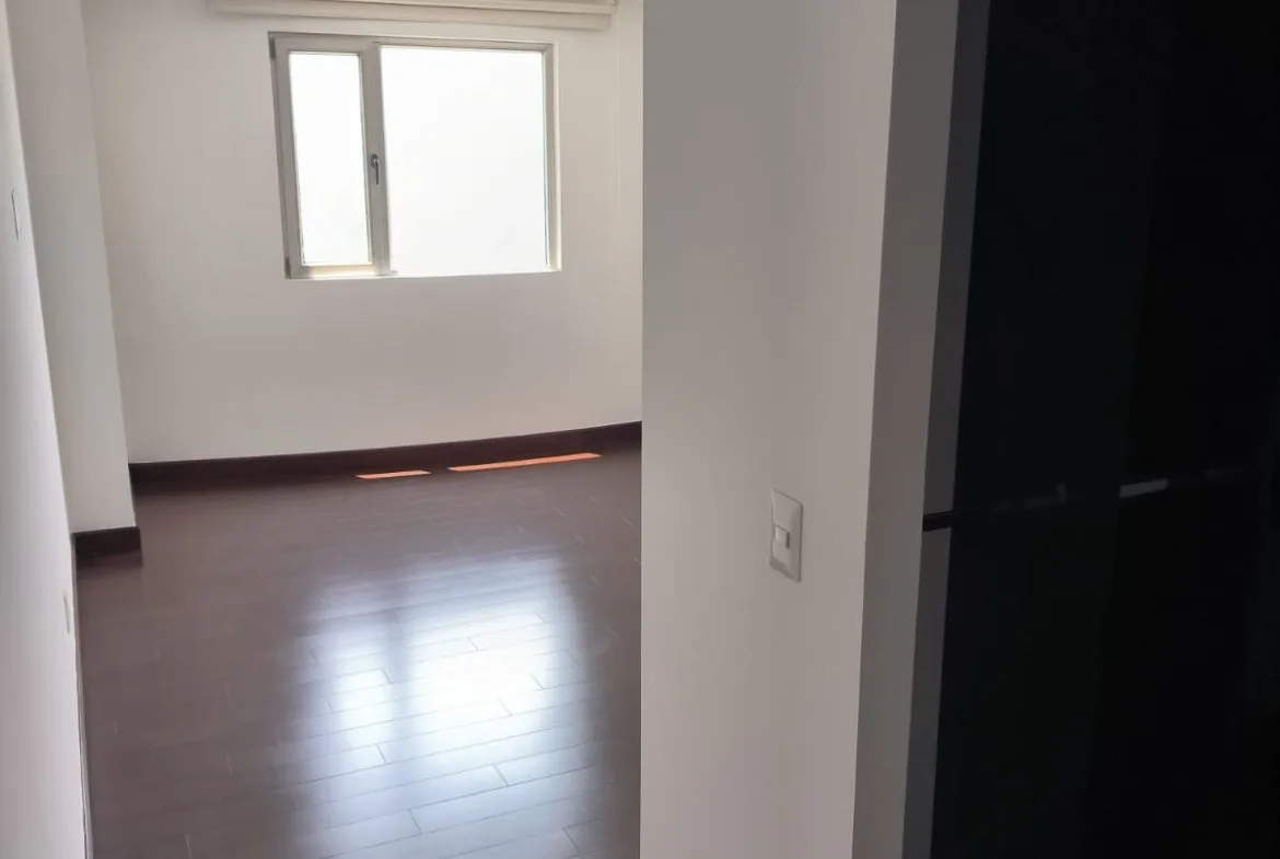 Apartamento en Renta Attica 1 Nivel Alto Zona 14 - Image 4