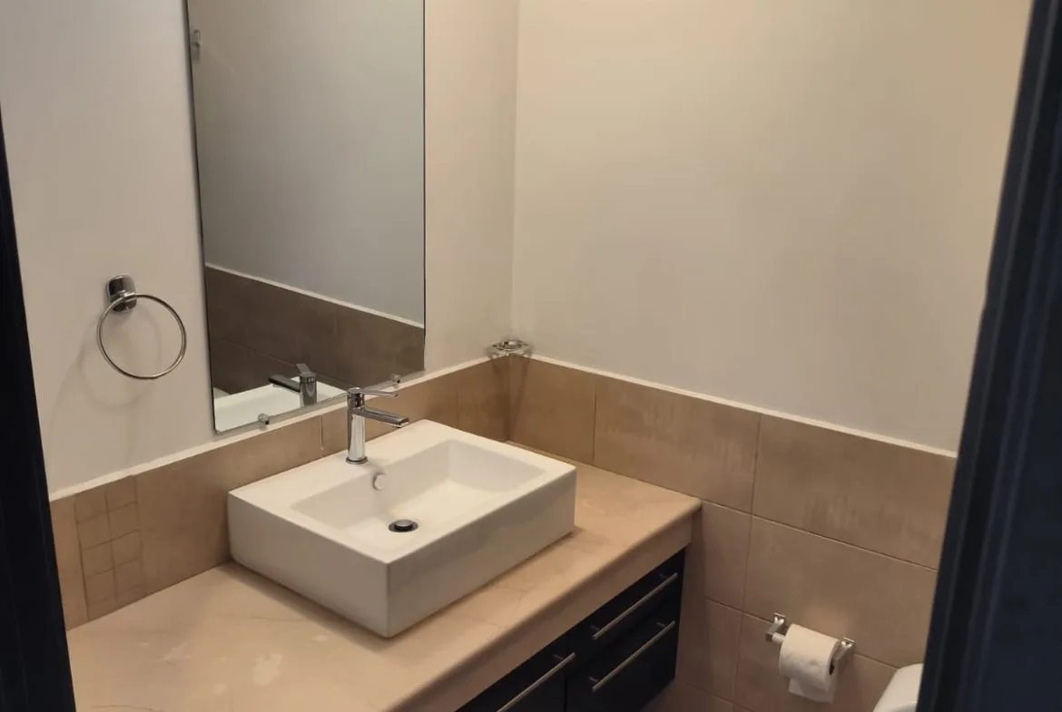 Apartamento en Renta Attica 1 Nivel Alto Zona 14 - Miniatura 9