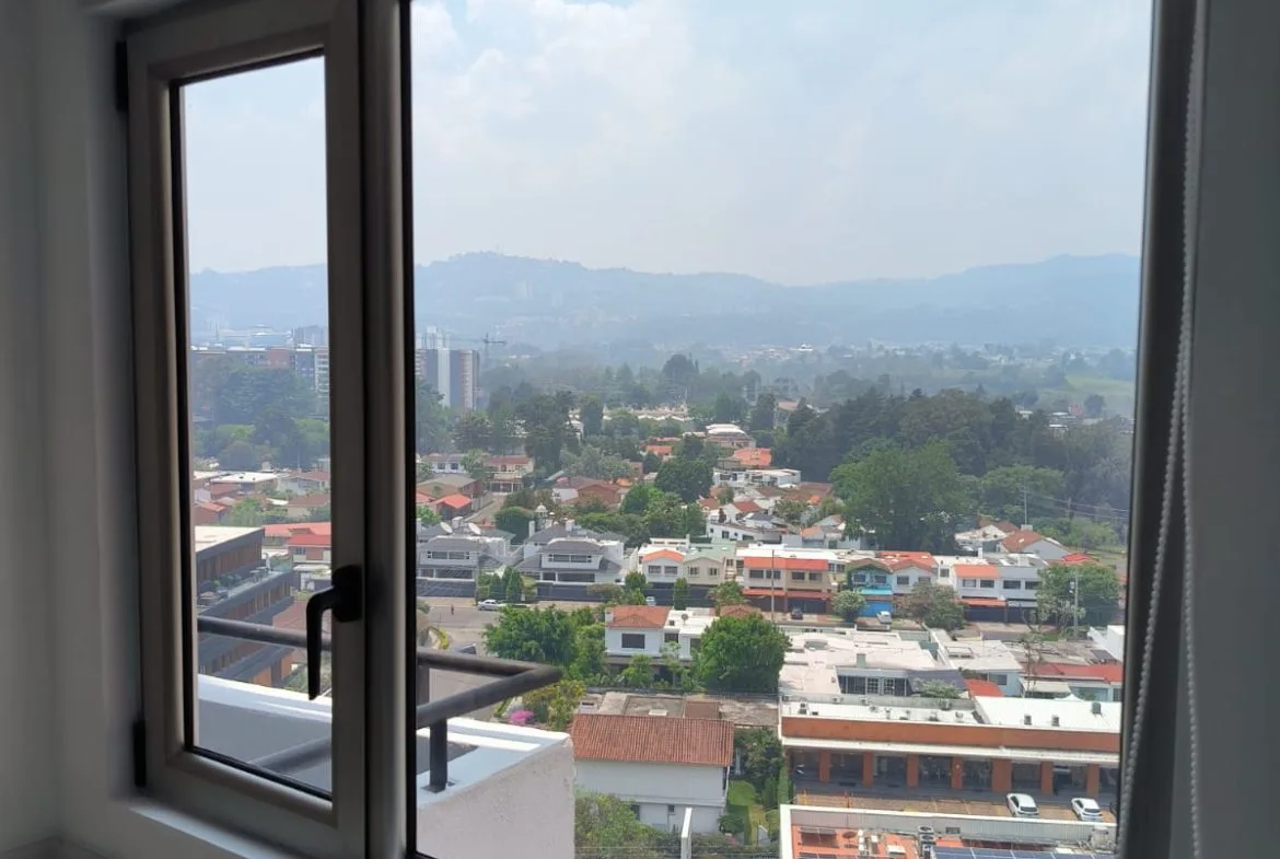 Apartamento en Renta Attica 1 Nivel Alto Zona 14 - Miniatura 10