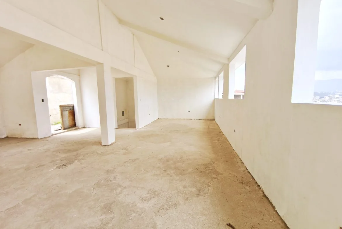 CASA PARA INVERSIÓN, Con la mejor vista a Xela! - Image 5