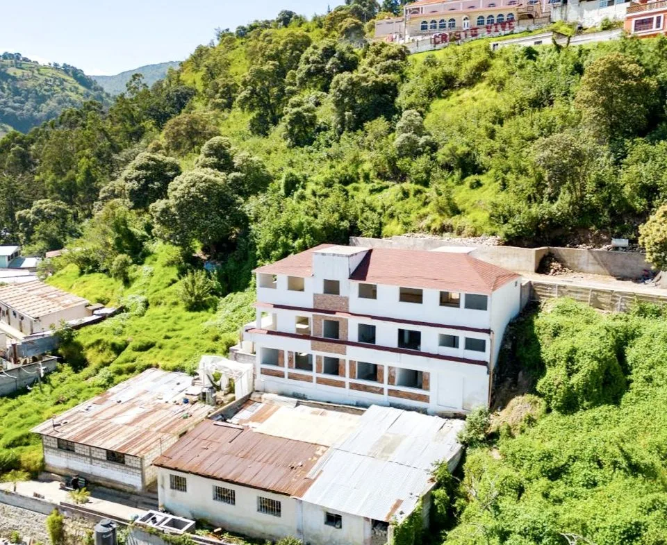 CASA PARA INVERSIÓN, Con la mejor vista a Xela! - Image 3