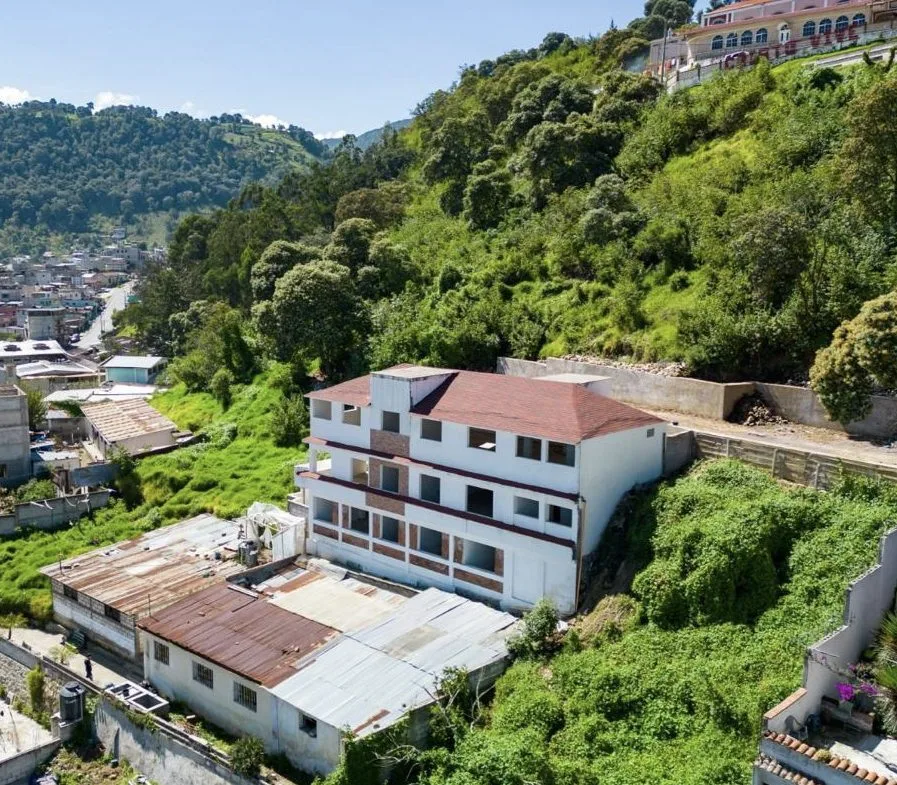 CASA PARA INVERSIÓN, Con la mejor vista a Xela! - Image 1